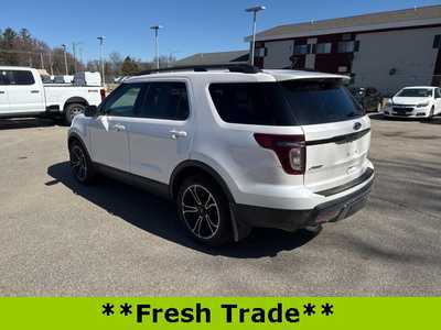 2015 Ford Explorer, $12490. Photo 8