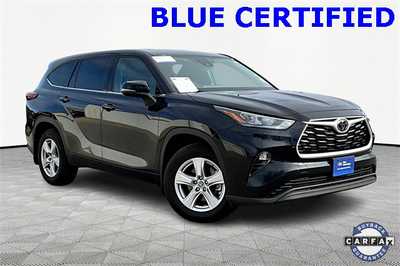 2020 Toyota Highlander, $25490. Photo 3