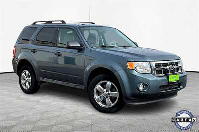 2011 Ford Escape, $6750. Photo 3