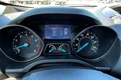 2015 Ford Escape, $6490. Photo 12