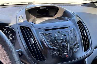 2015 Ford Escape, $6490. Photo 9