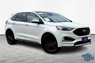 2023 Ford Edge, $29490. Photo 3