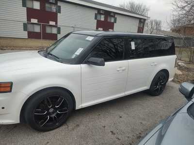 2011 Ford Flex, $9990. Photo 3