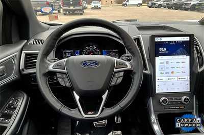 2022 Ford Edge, $31990. Photo 8