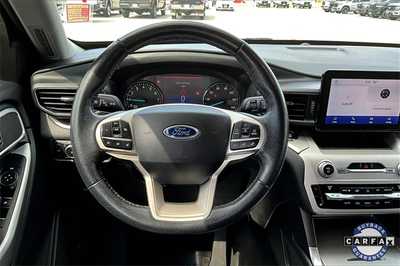 2021 Ford Explorer, $26490. Photo 8