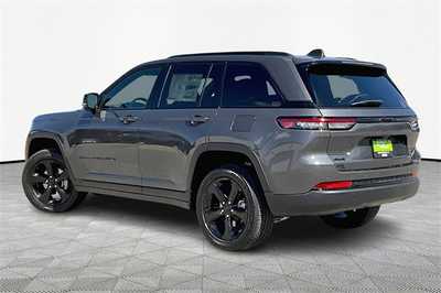 2025 Jeep Grand Cherokee, $43670. Photo 3