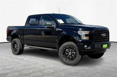 2017 Ford F150 Crew Cab, $23754. Photo 3