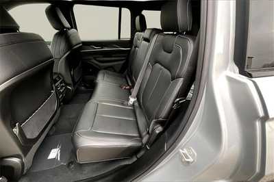 2025 Jeep Grand Cherokee, $43638. Photo 10