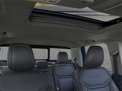 2025 Ford Maverick, $42570. Photo 12