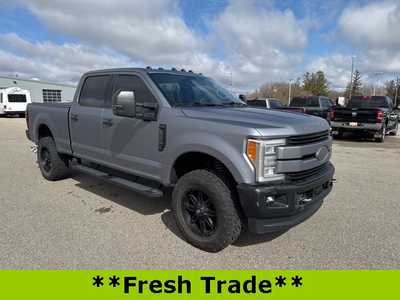 2018 Ford F350 Crew Cab, $51990. Photo 2