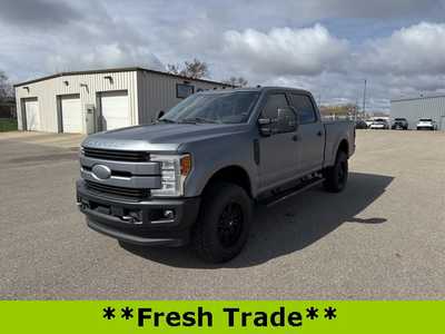 2018 Ford F350 Crew Cab, $51990. Photo 1