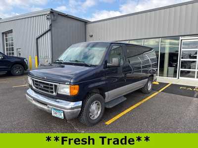 2003 Ford Van,Passenger, $3765. Photo 1