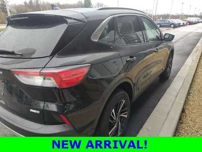 2020 Ford Escape, $17990. Photo 4