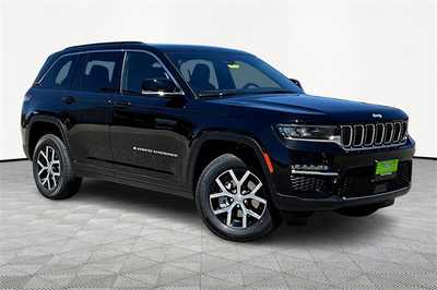 2025 Jeep Grand Cherokee, $46388. Photo 2