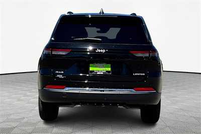 2025 Jeep Grand Cherokee, $46388. Photo 4