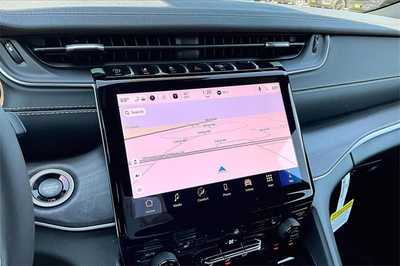 2025 Jeep Grand Cherokee, $46388. Photo 7