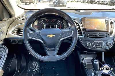 2017 Chevrolet Malibu, $12990. Photo 8