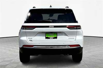 2025 Jeep Grand Cherokee, $41570. Photo 4