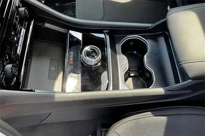 2025 Jeep Grand Cherokee, $41570. Photo 8