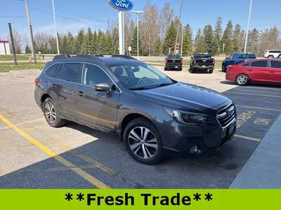 2018 Subaru Outback, $19590. Photo 2