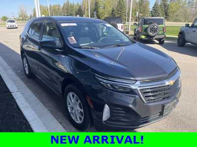 2022 Chevrolet Equinox, $19490. Photo 3