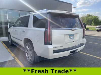 2015 Cadillac Escalade, $25250. Photo 3