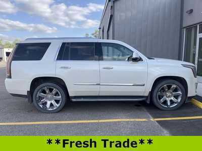 2015 Cadillac Escalade, $25250. Photo 6