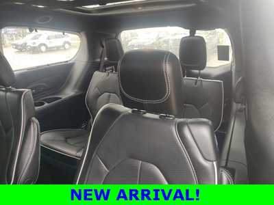 2021 Chrysler Pacifica, $30990. Photo 12