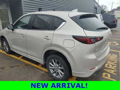 2024 Mazda CX-5, $24490. Photo 3