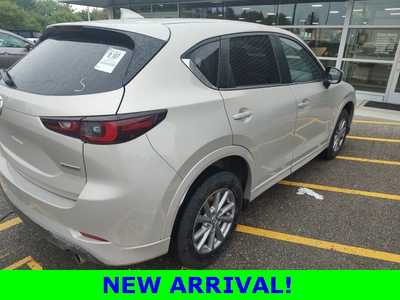 2024 Mazda CX-5, $24490. Photo 5