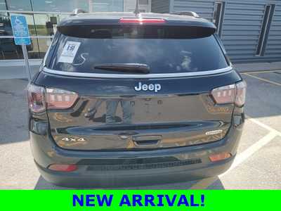 2022 Jeep Compass, $24490. Photo 4