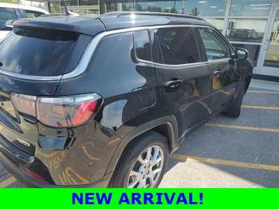 2022 Jeep Compass, $24490. Photo 5
