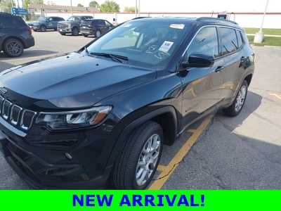 2022 Jeep Compass, $24490. Photo 9