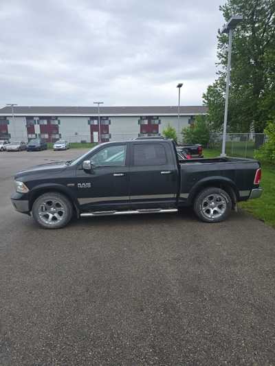 2016 RAM 1500 Crew Cab, $23700. Photo 2
