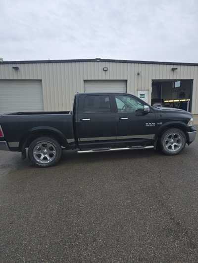 2016 RAM 1500 Crew Cab, $23700. Photo 4
