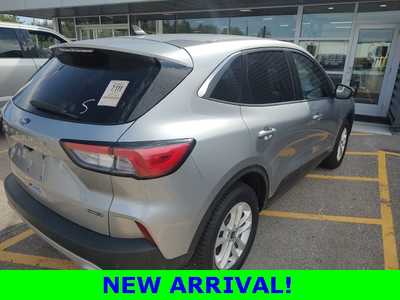 2021 Ford Escape, $19990. Photo 5