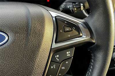 2022 Ford Edge, $25980. Photo 11