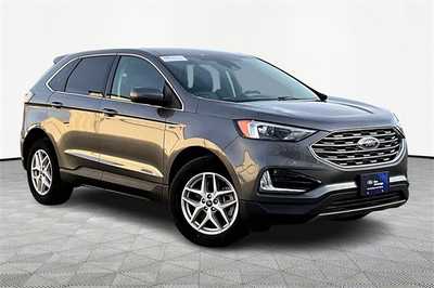 2022 Ford Edge, $25980. Photo 3