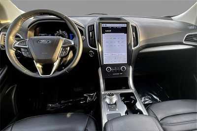2022 Ford Edge, $25980. Photo 7