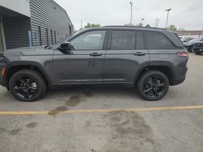 2023 Jeep Grand Cherokee, $36990. Photo 2