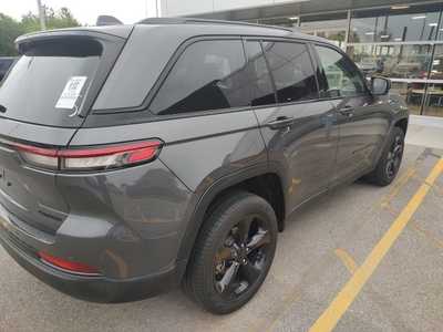 2023 Jeep Grand Cherokee, $36990. Photo 5