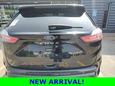 2021 Ford Edge, $25990. Photo 5