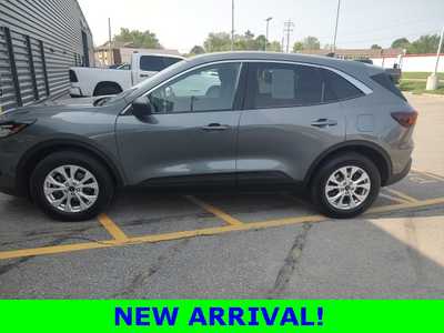 2023 Ford Escape, $21990. Photo 2