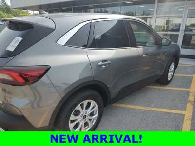 2023 Ford Escape, $21990. Photo 5