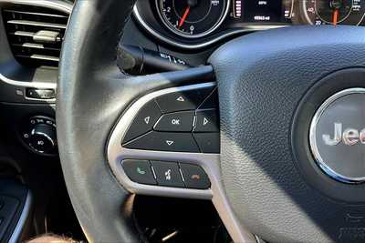 2019 Jeep Cherokee, $14980. Photo 12
