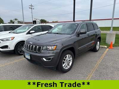 2017 Jeep Grand Cherokee, $16990. Photo 1