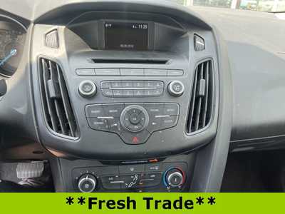 2016 Ford Focus, $6980. Photo 12