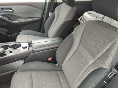 2021 Nissan Rogue, $23290. Photo 8