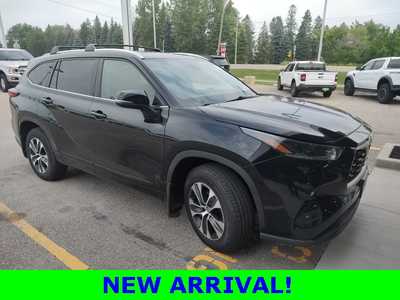 2021 Toyota Highlander, $32980. Photo 7