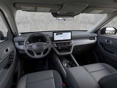 2025 Ford Explorer, $47598. Photo 9